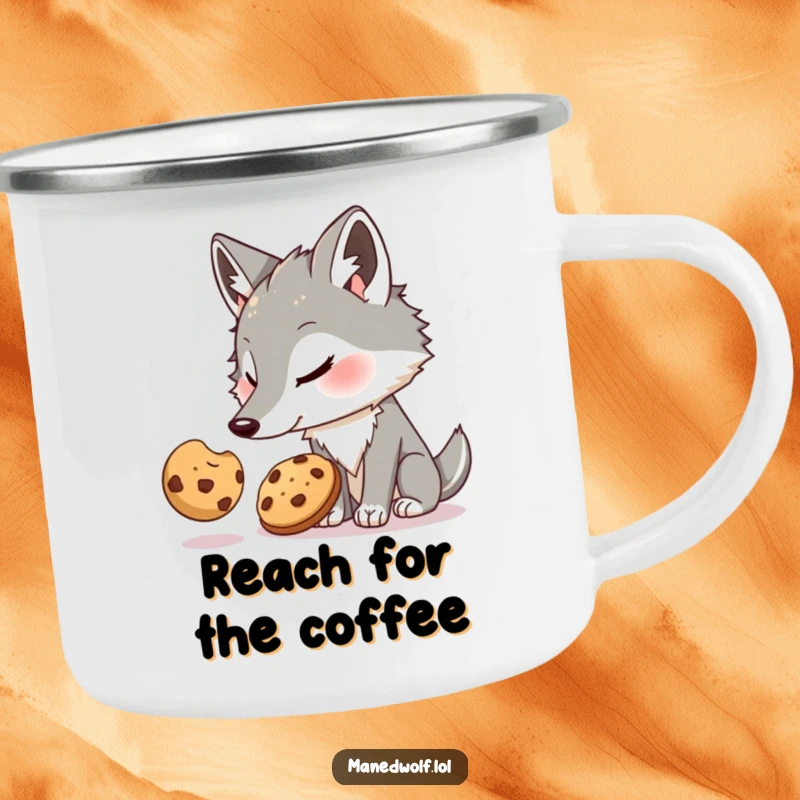 Funny Maned Wolf Camping Mug: Maned wolf humorously reaching for a snack, ideal for outdoor trips and funny moments.